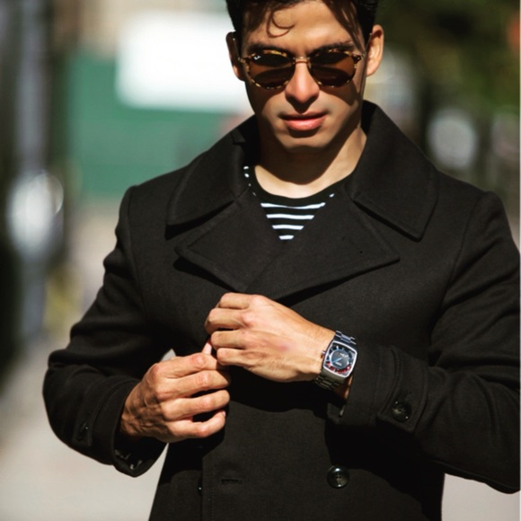 Meet your Posher, Mathias - Picture 1 of 1